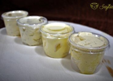 Cheddar sajtkrém -fűszeres-